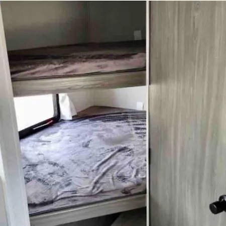 Tiny Home Rv In The Heart Of Dallas & Dos XX